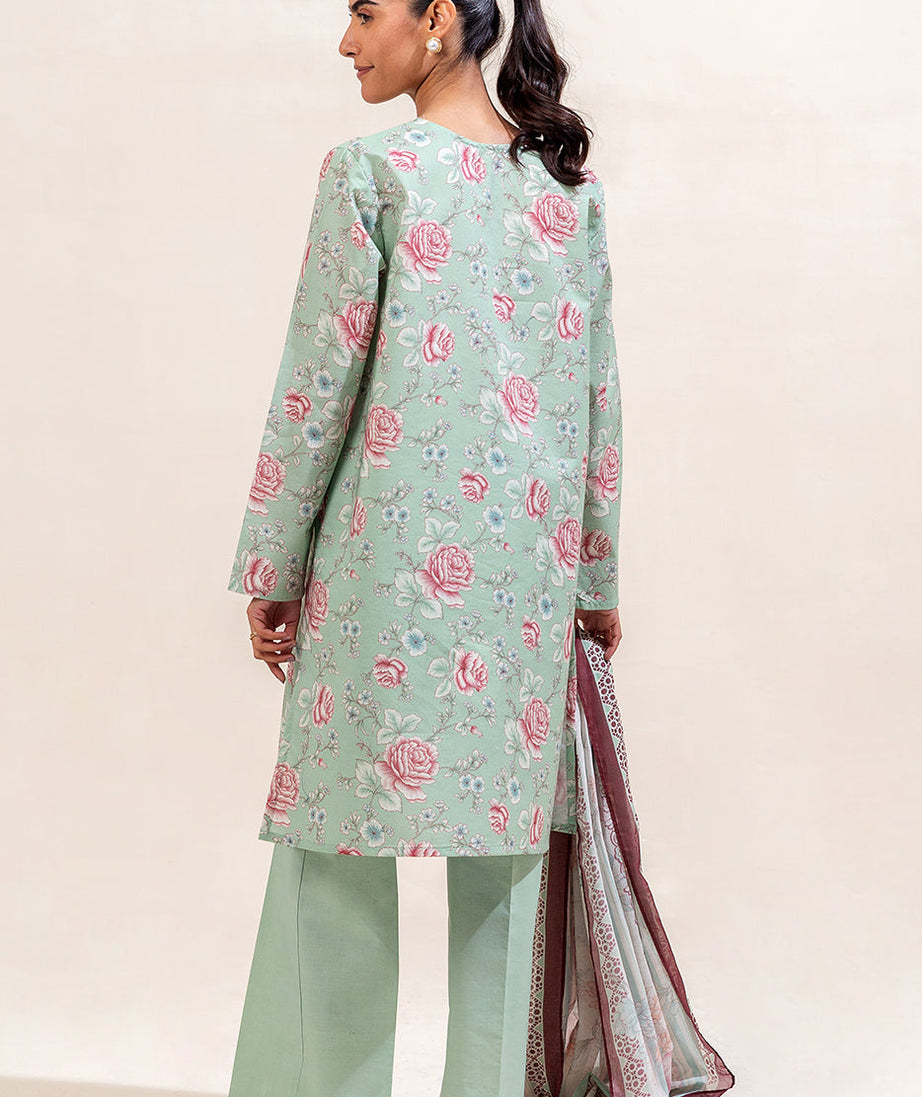 Beech Tree Summer Lawn'25 BT#6066