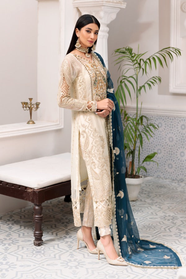 Emaan Adeel Belle Robe`22 BL#305