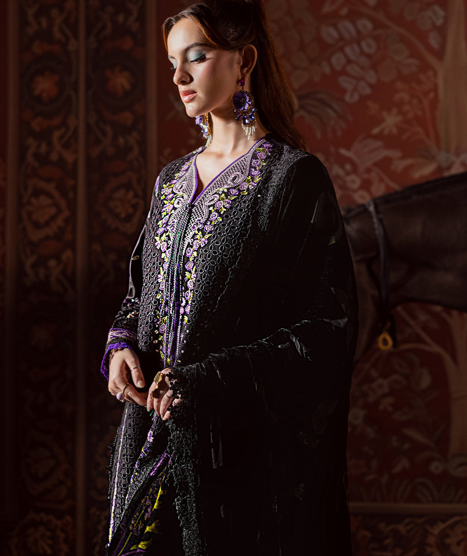 Mahnur Amelia Luxury Winter`25 AM#01