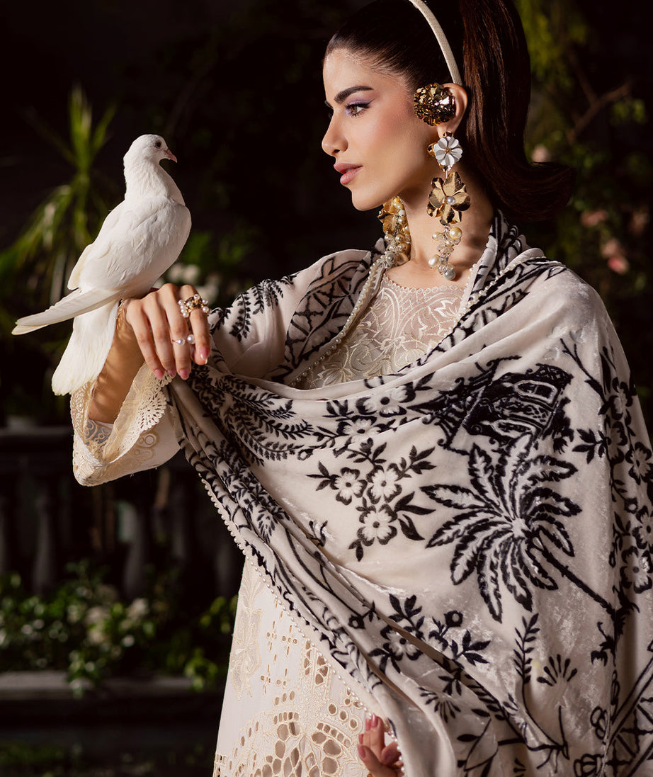 Mahnur Amelia Luxury Winter`25 AM#03