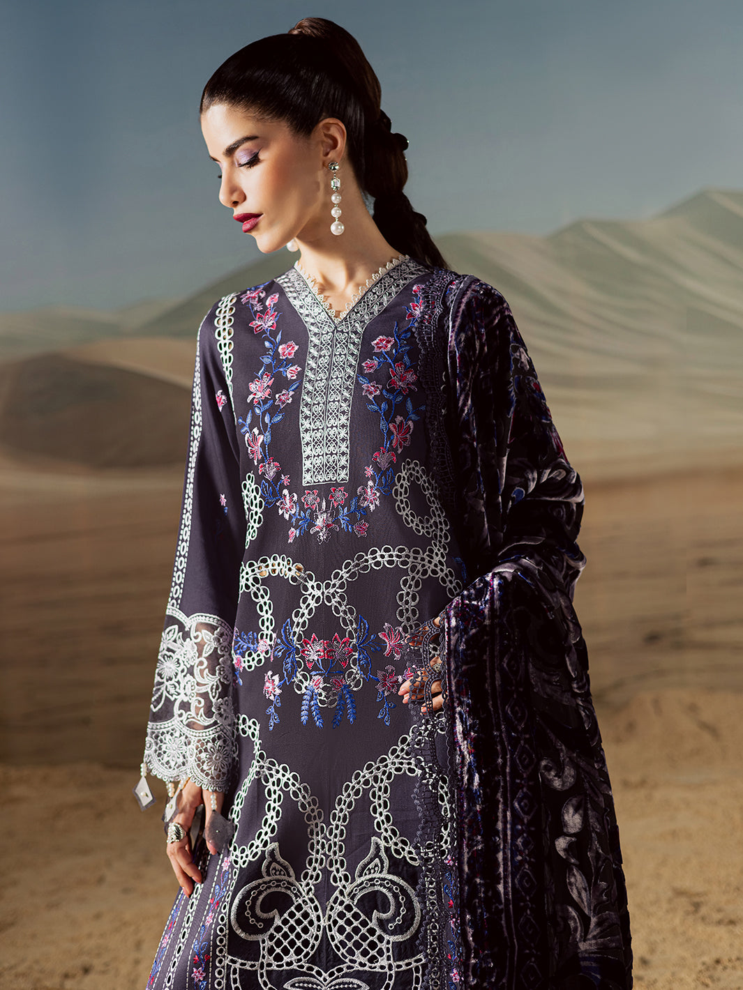 Mahnur Amelia Luxury Winter`25 AM#05