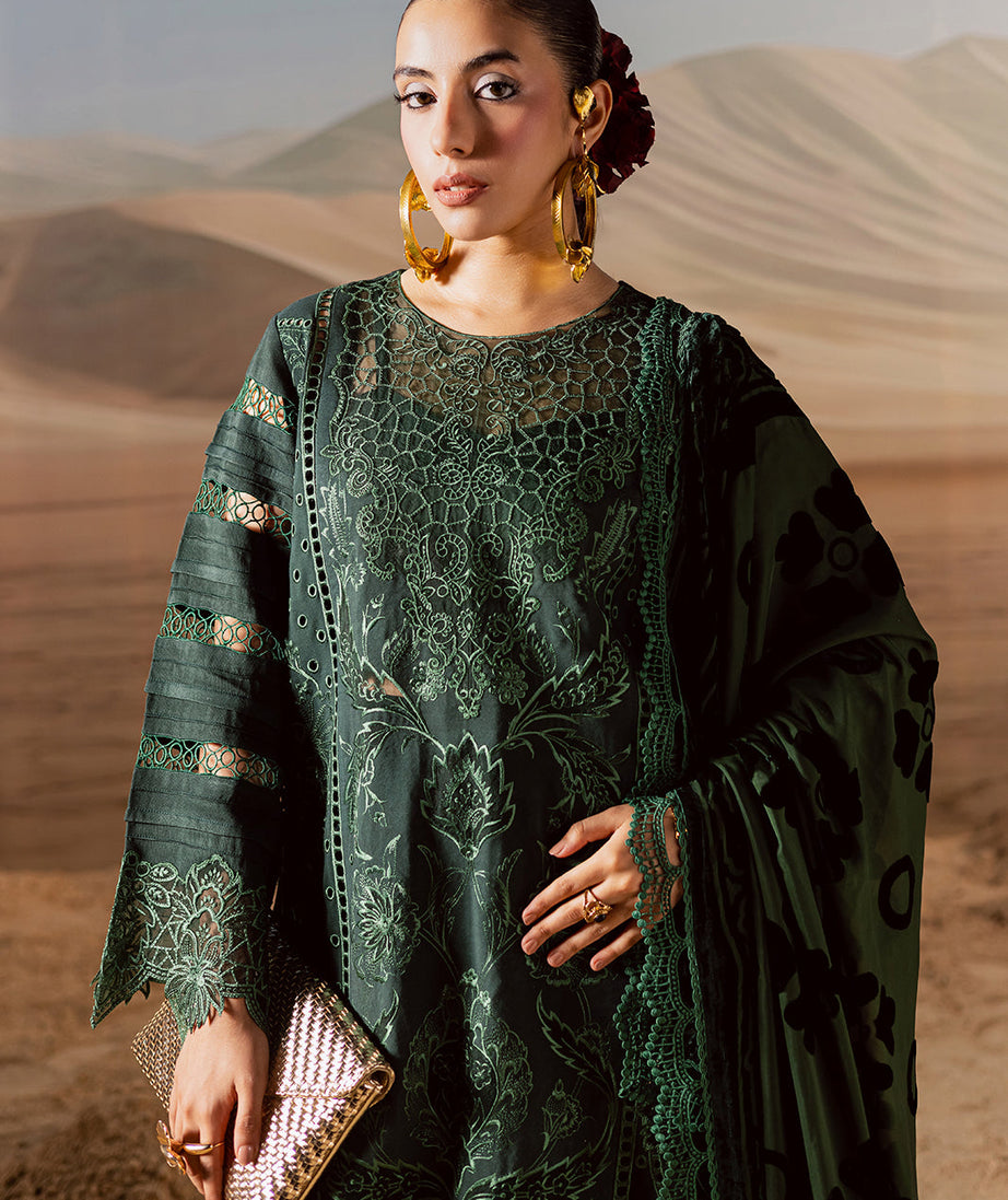 Mahnur Amelia Luxury Winter`25 AM#09