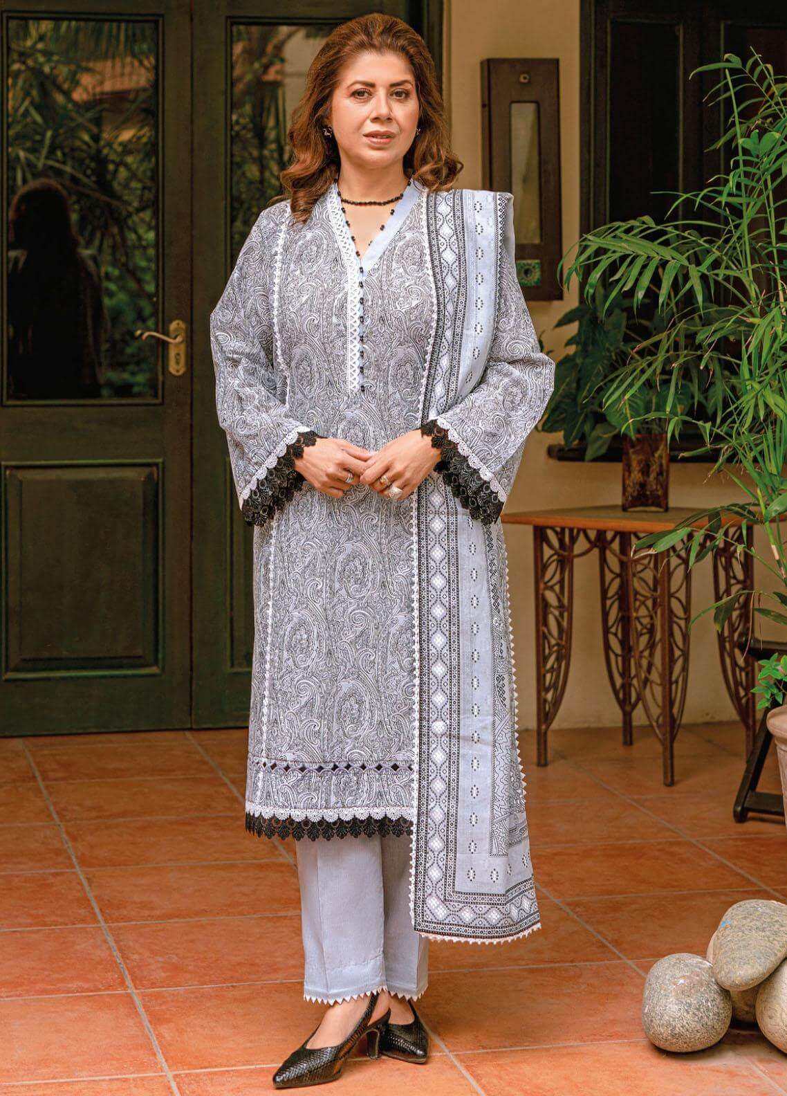 Gul Ahmed Lawn`23 CL#32182-B