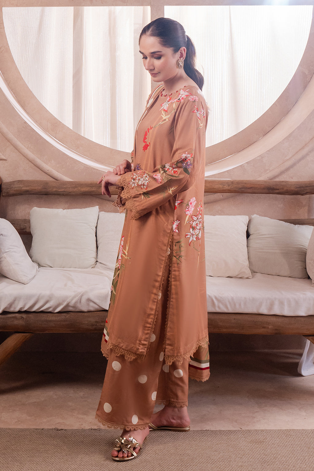 Meerak Flore Linen'24 D#1