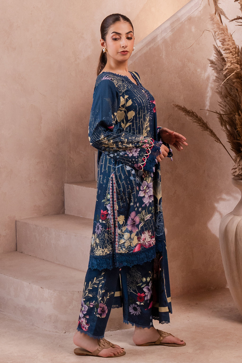 Meerak Flore Linen'24 D#6