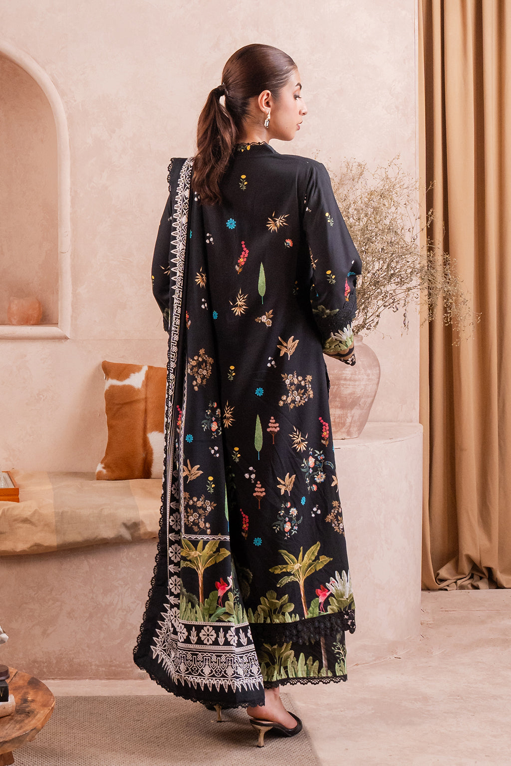 Meerak Flore Linen'24 D#4