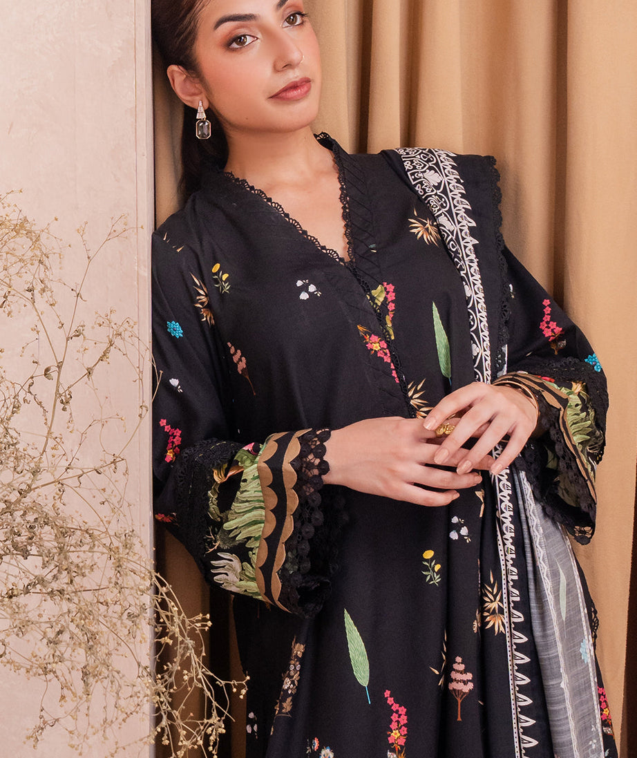 Meerak Flore Linen'24 D#4