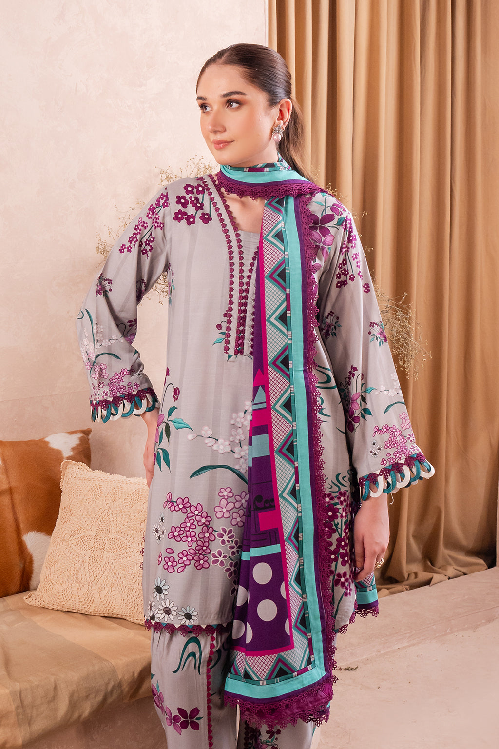 Meerak Flore Linen'24 D#3