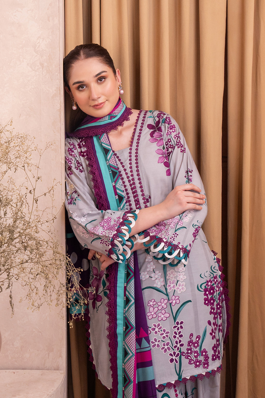 Meerak Flore Linen'24 D#3