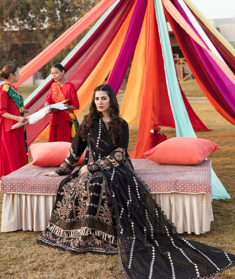 Parishay Luxury Lawn`23 D#04