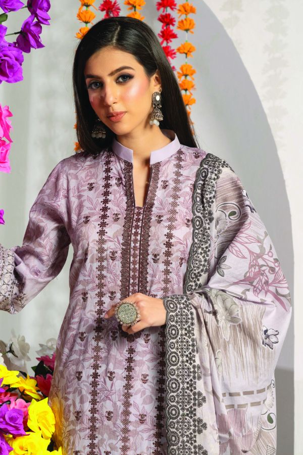 Colours Minahil Emb Lawn`25 CD#01