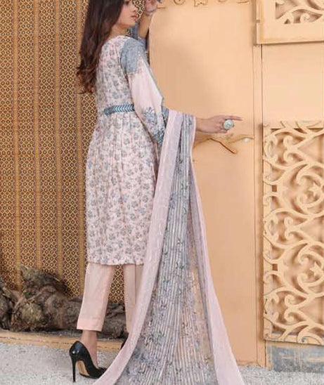 Colours C/Kari M/Collection Lawn'22 D#8