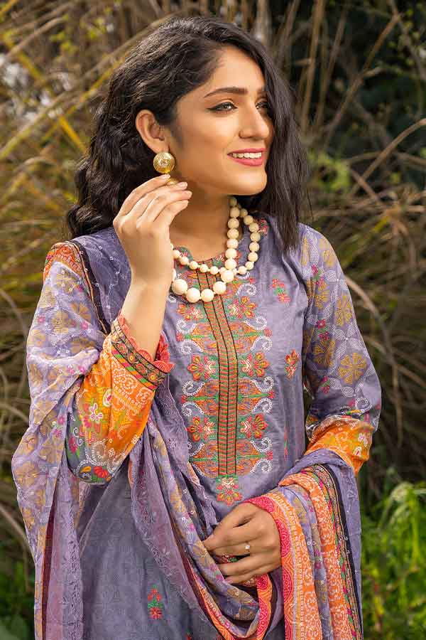 Colours Emb Lawn`22 D#04