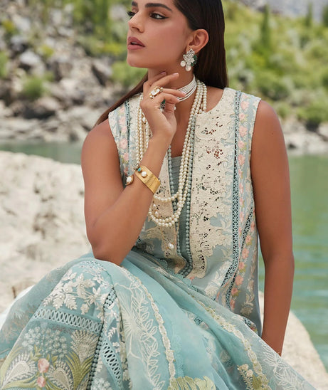 Crimson X Saira Shakira Luxury Lawn `23 D#2A