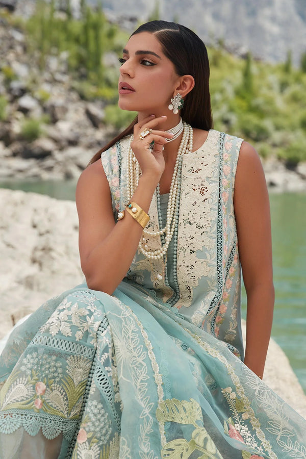 Crimson X Saira Shakira Luxury Lawn `23 D#2A