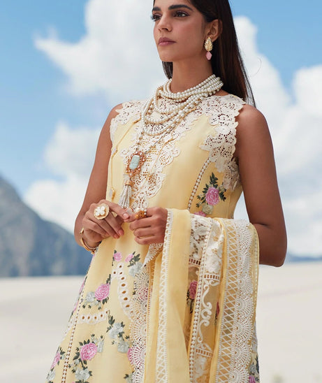 Crimson X Saira Shakira Luxury Lawn `23 D#3A