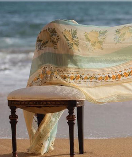 Crimson Saira Shakira Luxury Lawn`22 D#2-A