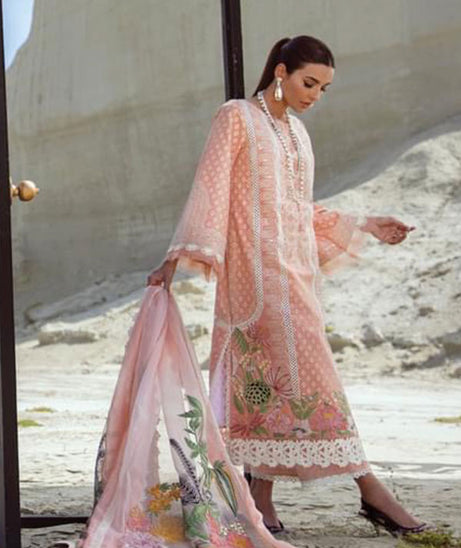 Crimson Saira Shakira Luxury Lawn`22 D#6-B