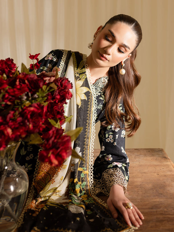 Mahnur Leila P/Kari Lawn'25 D#12