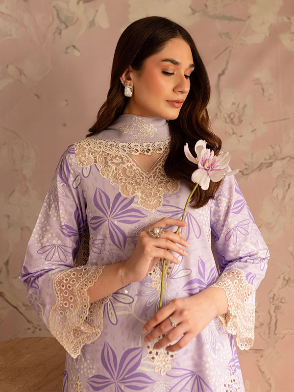 Mahnur Leila P/Kari Lawn'25 D#4