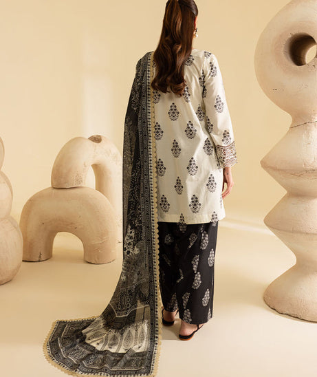 Mahnur Leila P/Kari Lawn'25 D#9