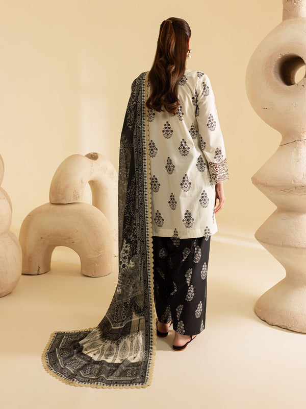 Mahnur Leila P/Kari Lawn'25 D#9