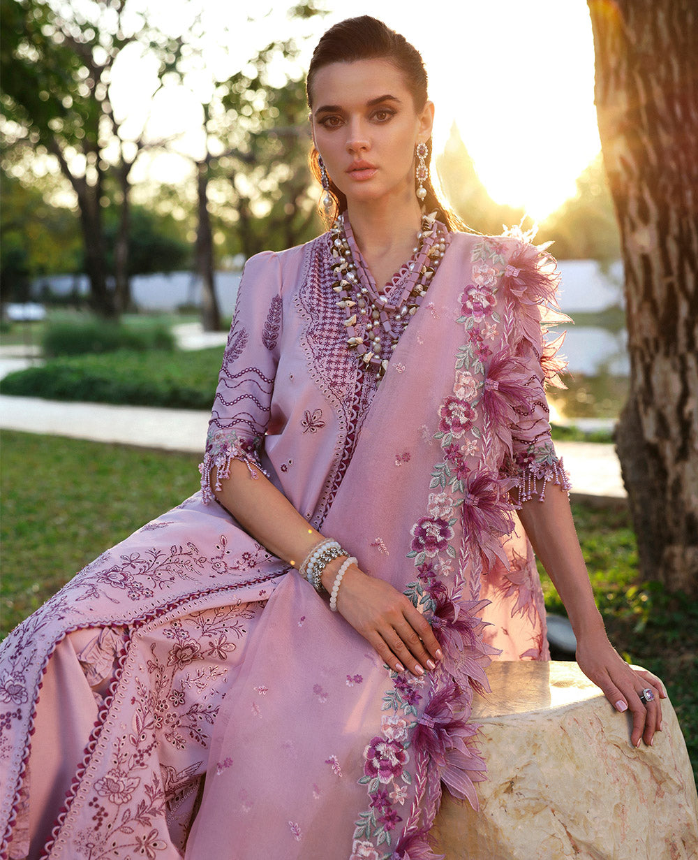 Republic Kalani Eid Luxury Lawn`25 D4-B - Gulbahar