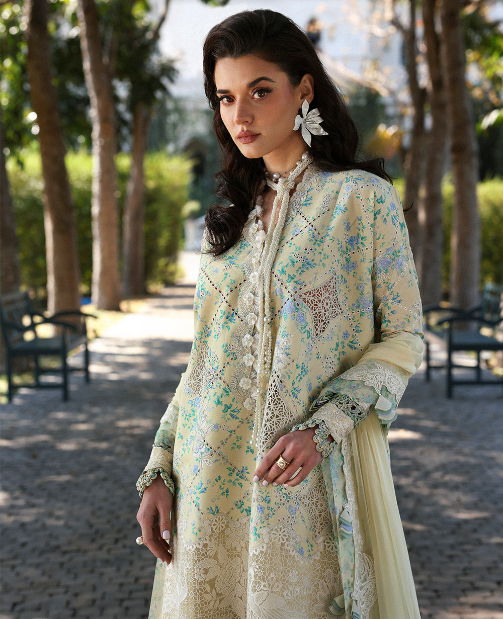 Republic Kalani Eid Luxury Lawn`25 D8-A - Zuri