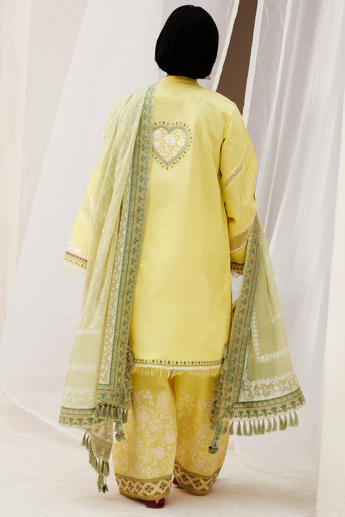 Zara Shahjahan Lawn Unstitched 2024 PHOOL DILARA-15A