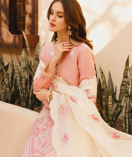 Parishay Dastak Lawn`23 D#09