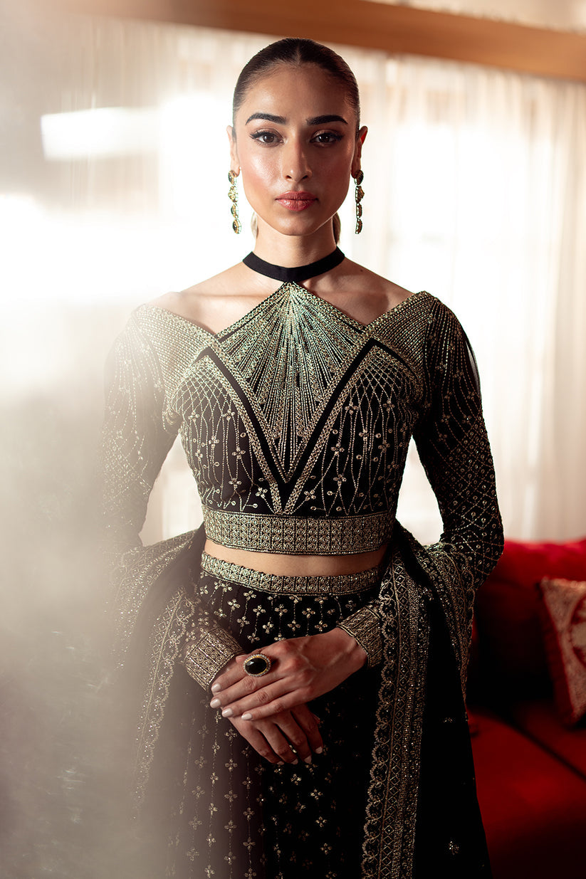 Neeshay Dastan L/Chiffon'24 (Sunehri)