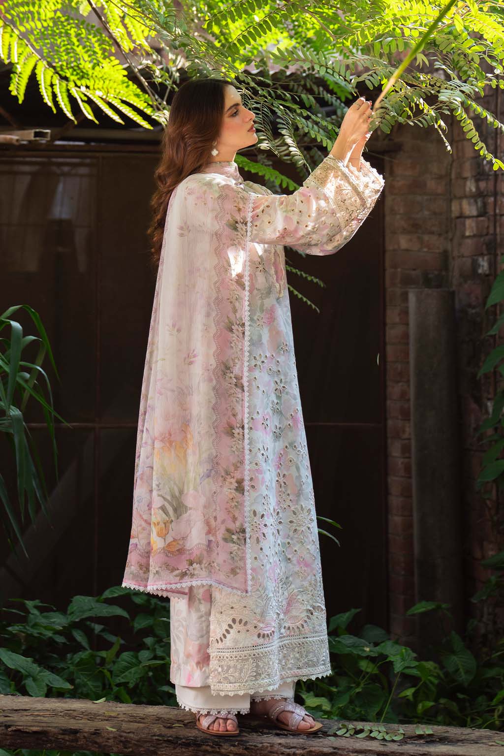 Neeshay Emb Lawn'25 (WHIMSY))