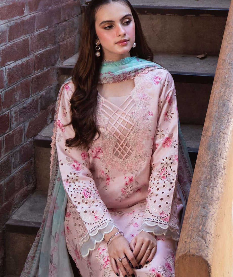 Neeshay Emb Lawn'25 (PECHE)