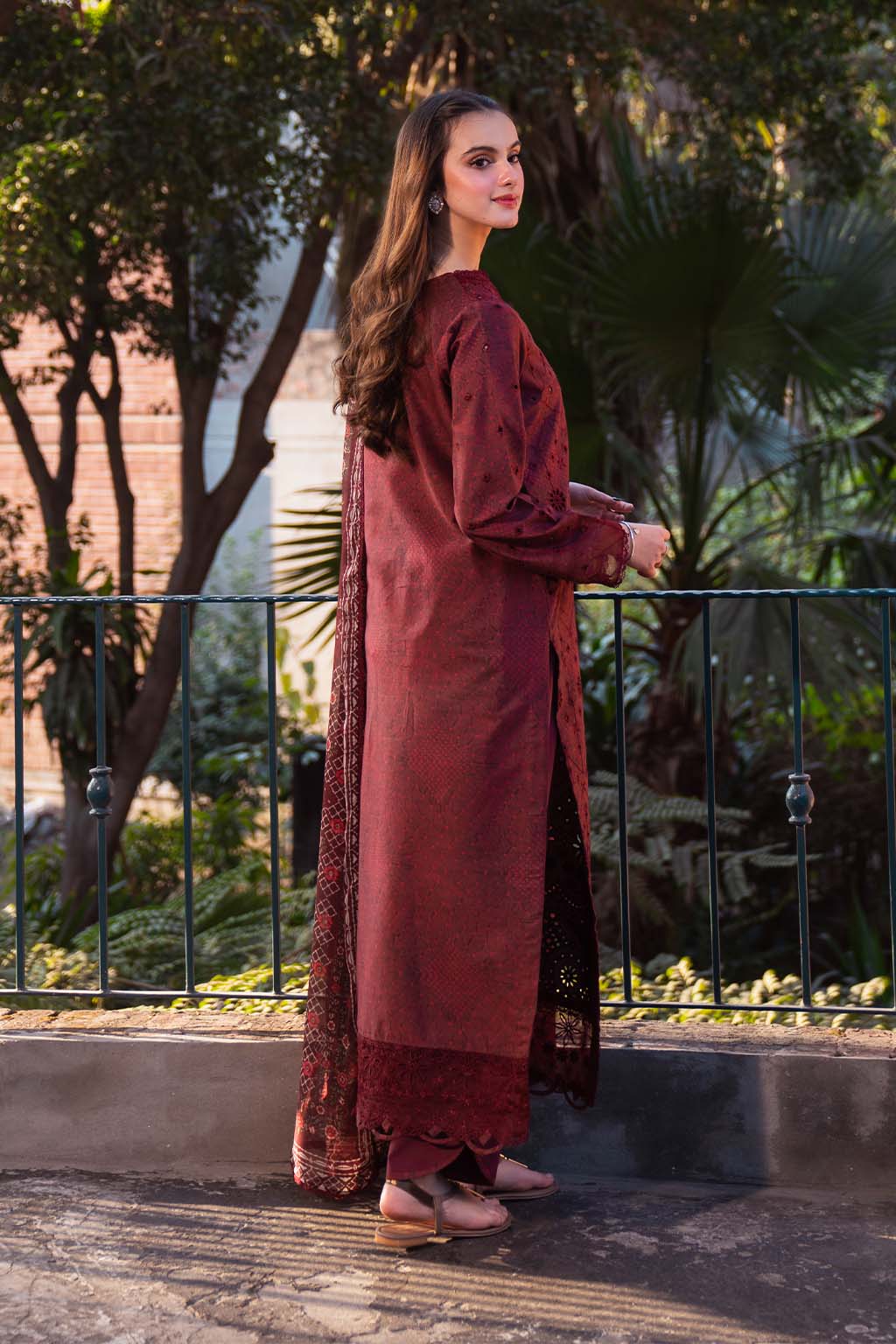 Neeshay Emb Lawn'25 (GARNET)