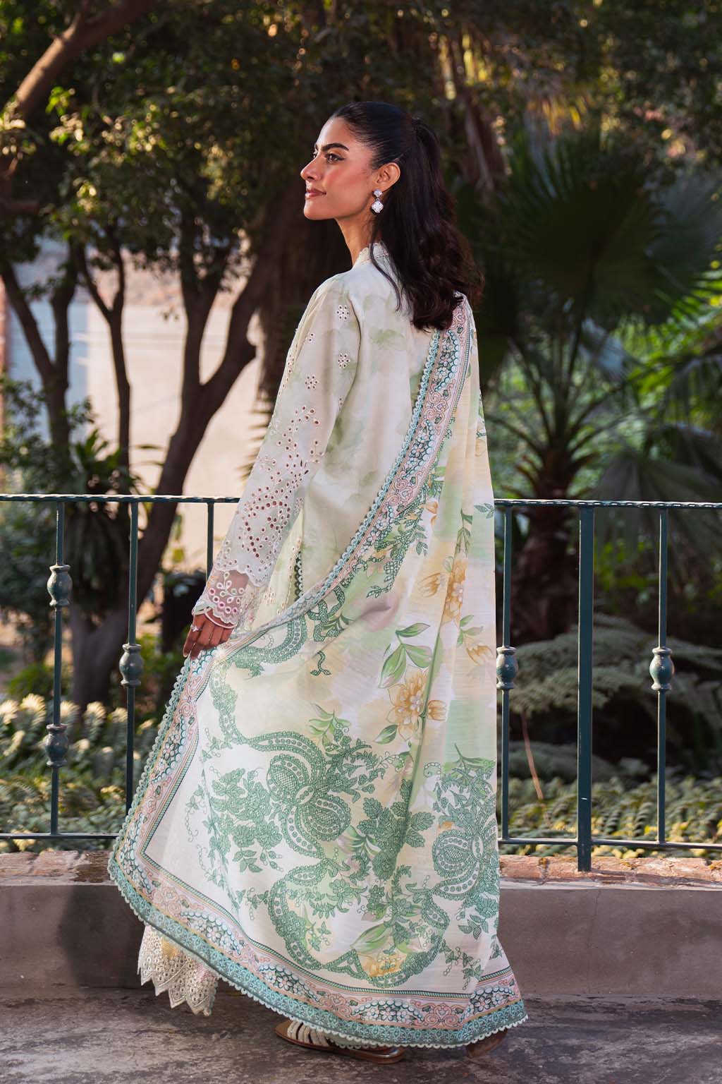 Neeshay Emb Lawn'25 (MEADOW MIST)