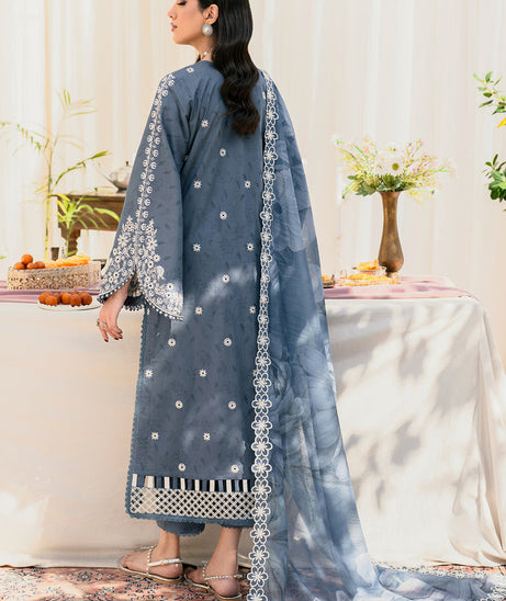 Zarif Lamhay Luxury Lawn'25 D#06