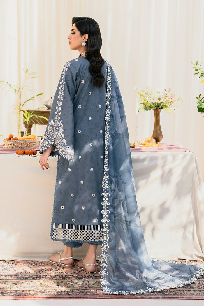 Zarif Lamhay Luxury Lawn'25 D#06