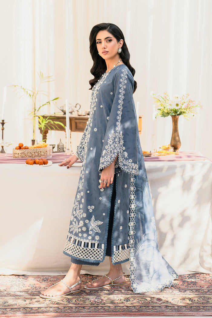 Zarif Lamhay Luxury Lawn'25 D#06