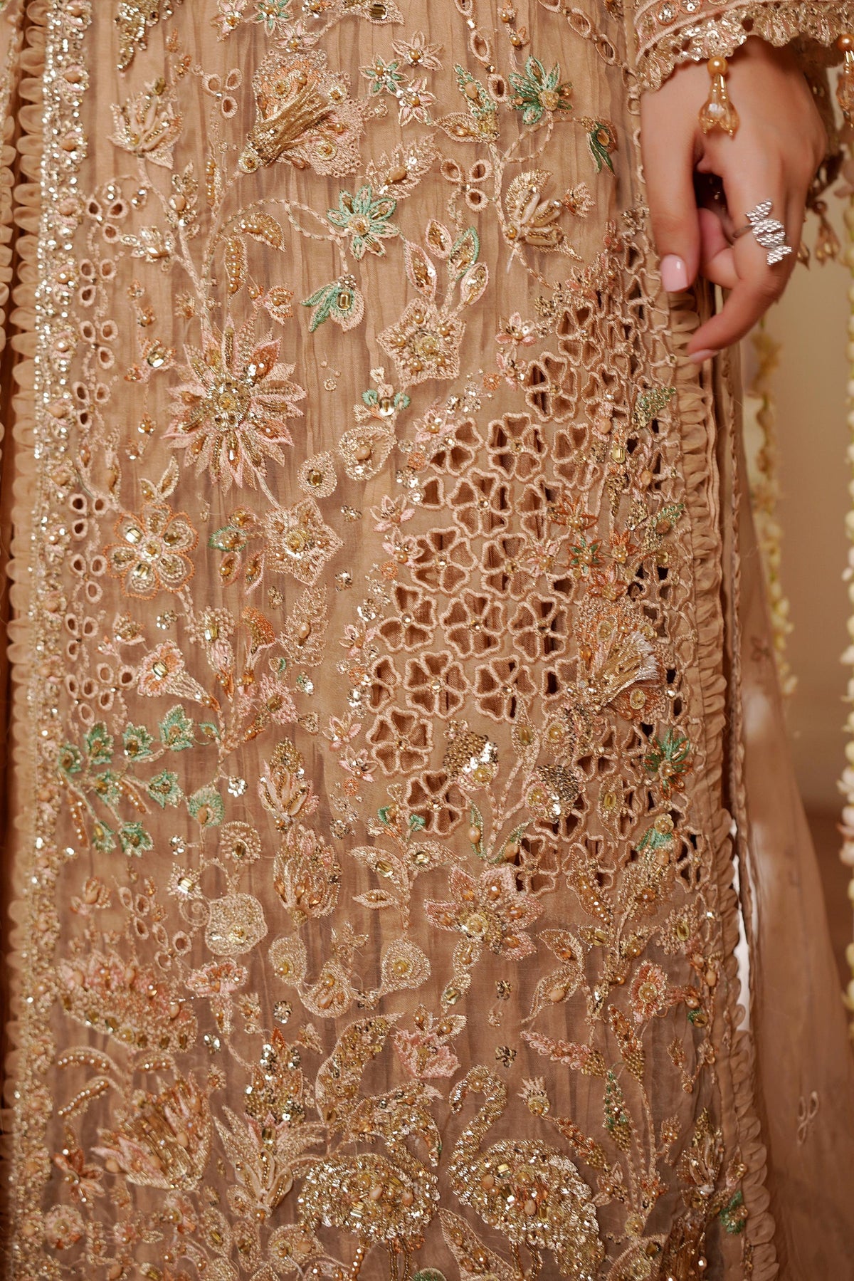 Maryam's Zeenat L/ Winter'26 V#2  D#1916