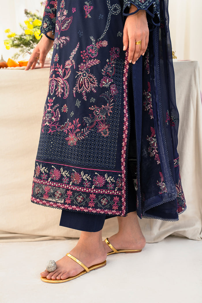 Zarif Lamhay Luxury Lawn'25 D#02