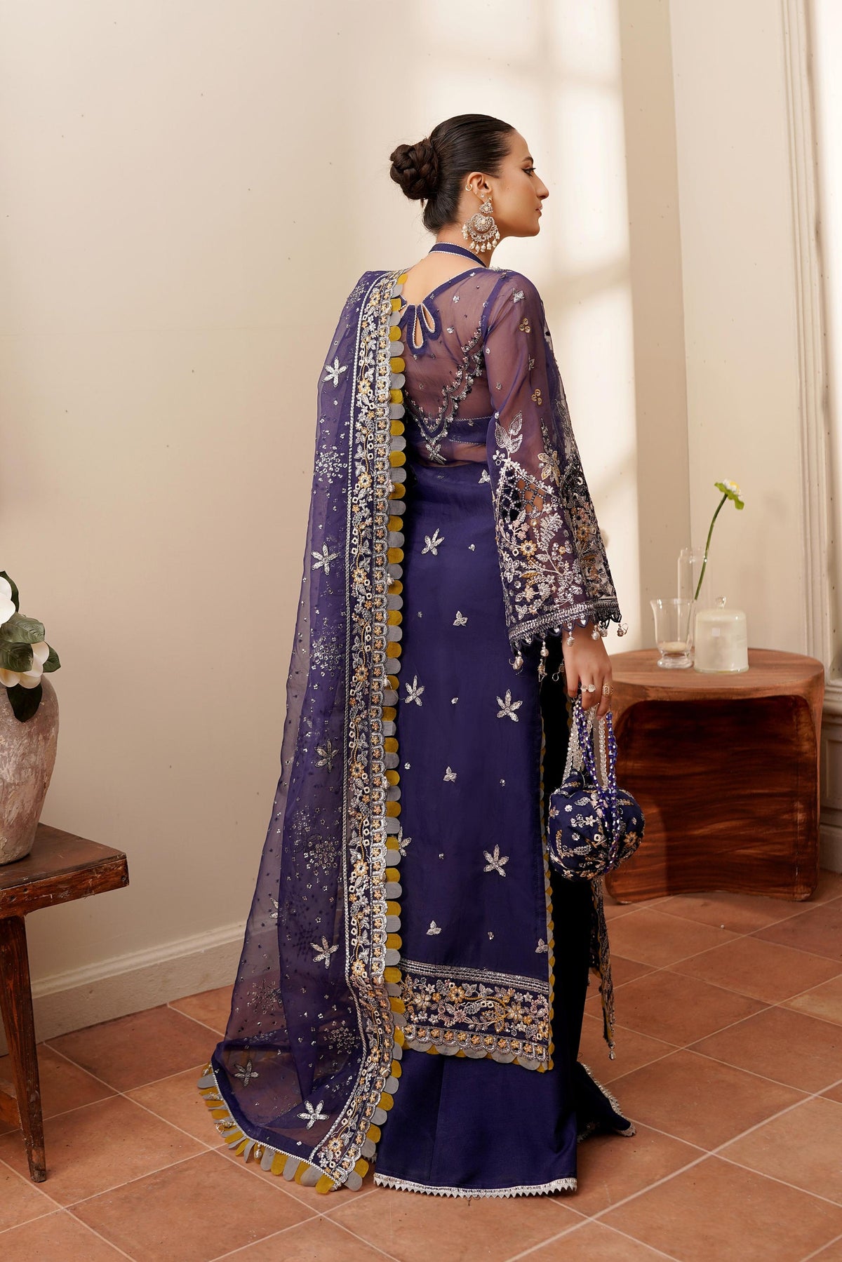 Maryam's Zeenat L/ Winter'26 V#2  D#1915