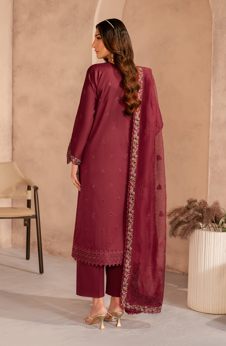 Zarif Lawn`25 D#2 (SAYAH)