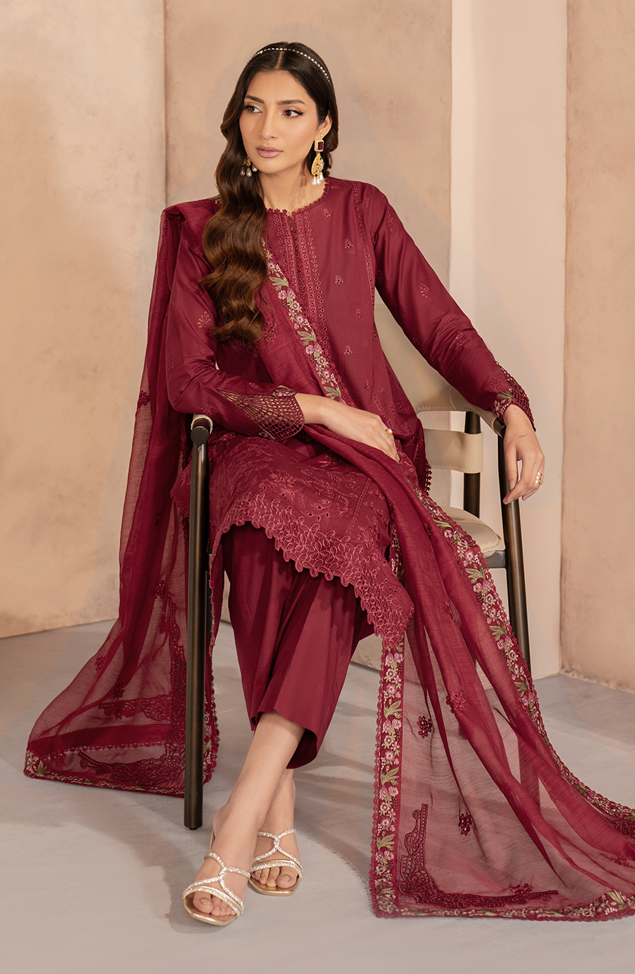 Zarif Lawn`25 D#2 (SAYAH)