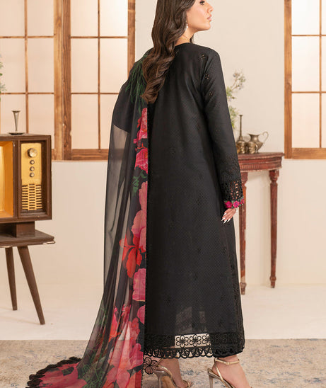 Zarif Lamhay Luxury Lawn'25 D#05