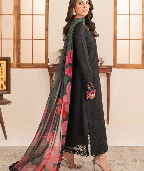 Zarif Lamhay Luxury Lawn'25 D#05