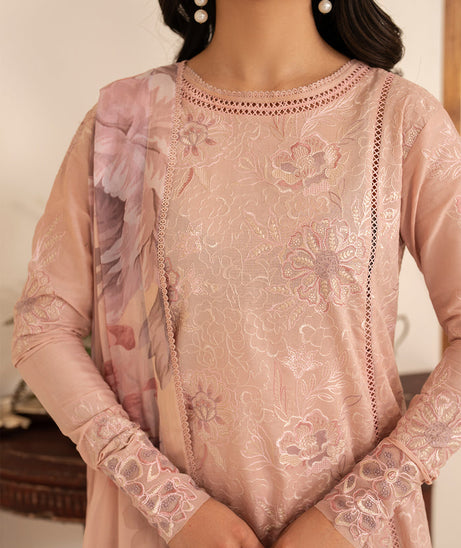 Zarif Lamhay Luxury Lawn'25 D#10