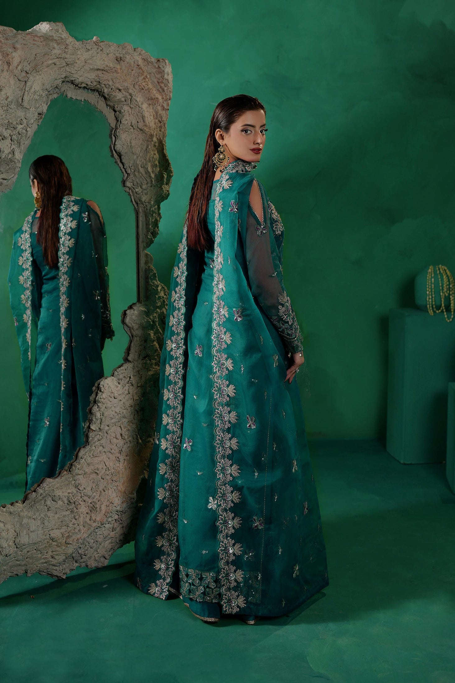 Maryam`s Tabeer Organza`26 (Vol-2) D#8016