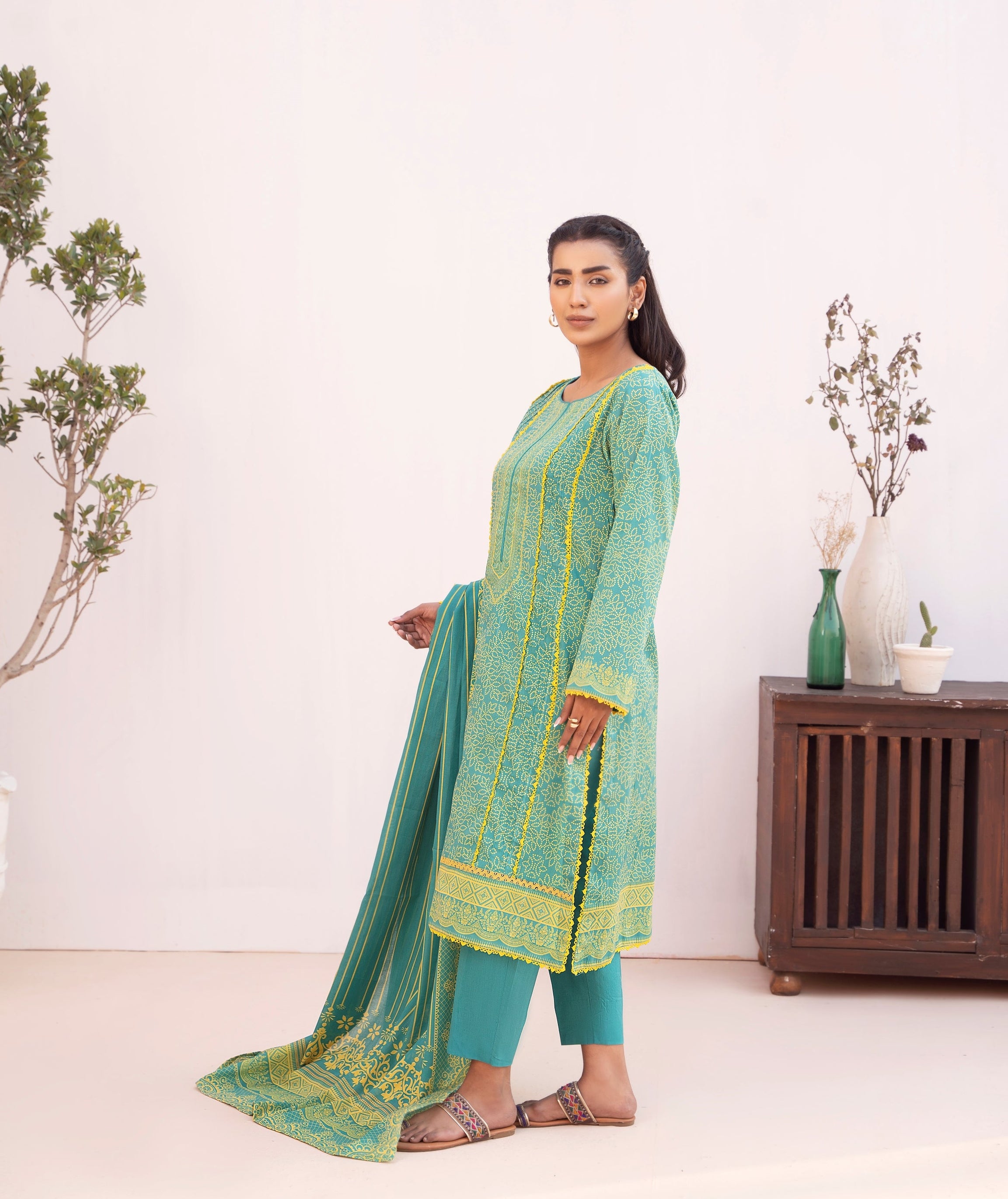 Lala Mahee Doria Lawn'25 LS#179