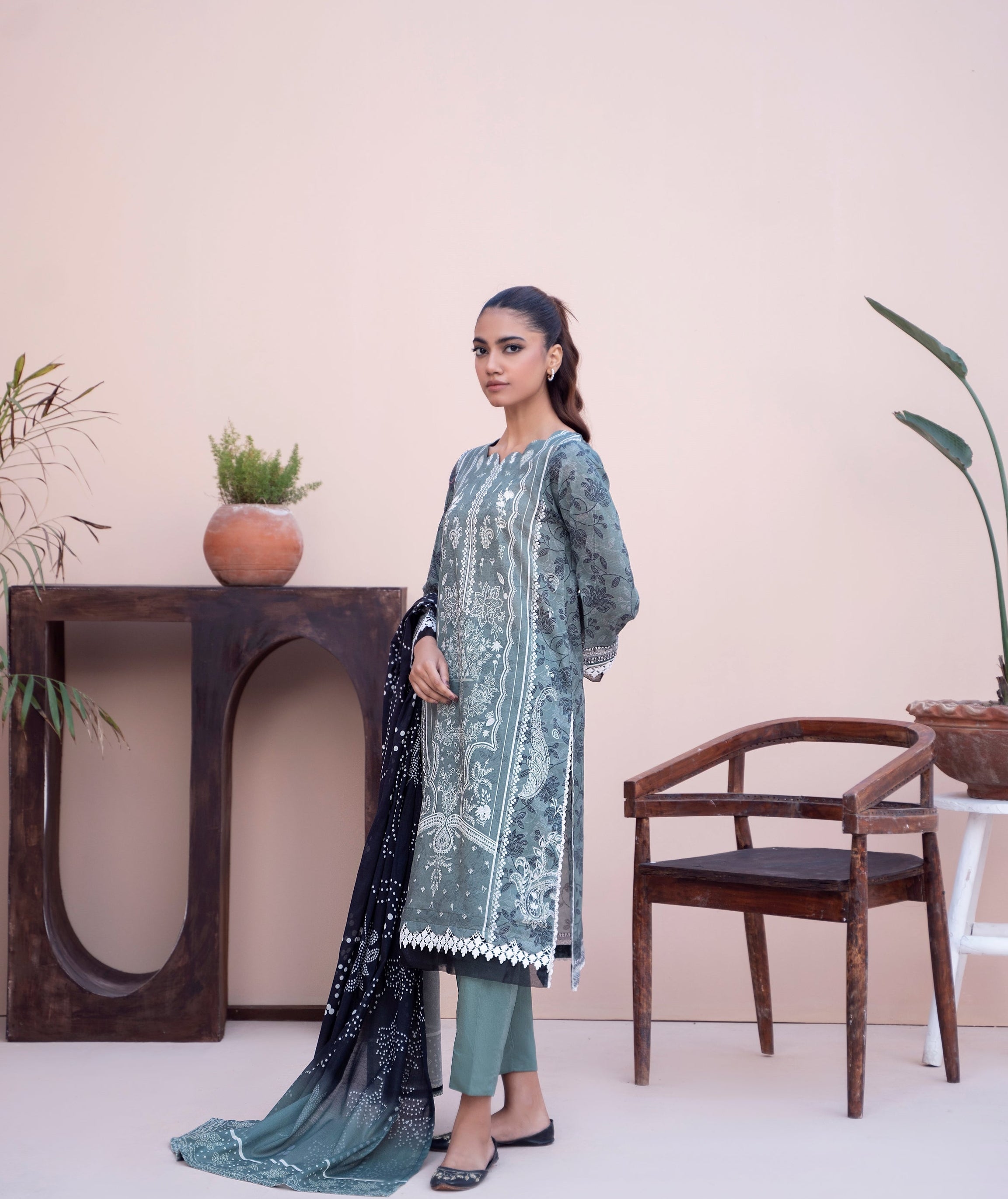 Lala Mahee Doria Lawn'25 LS#171