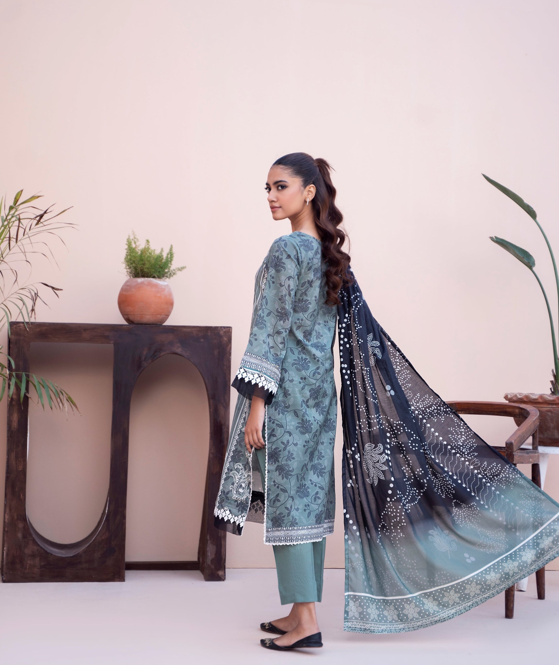 Lala Mahee Doria Lawn'25 LS#171